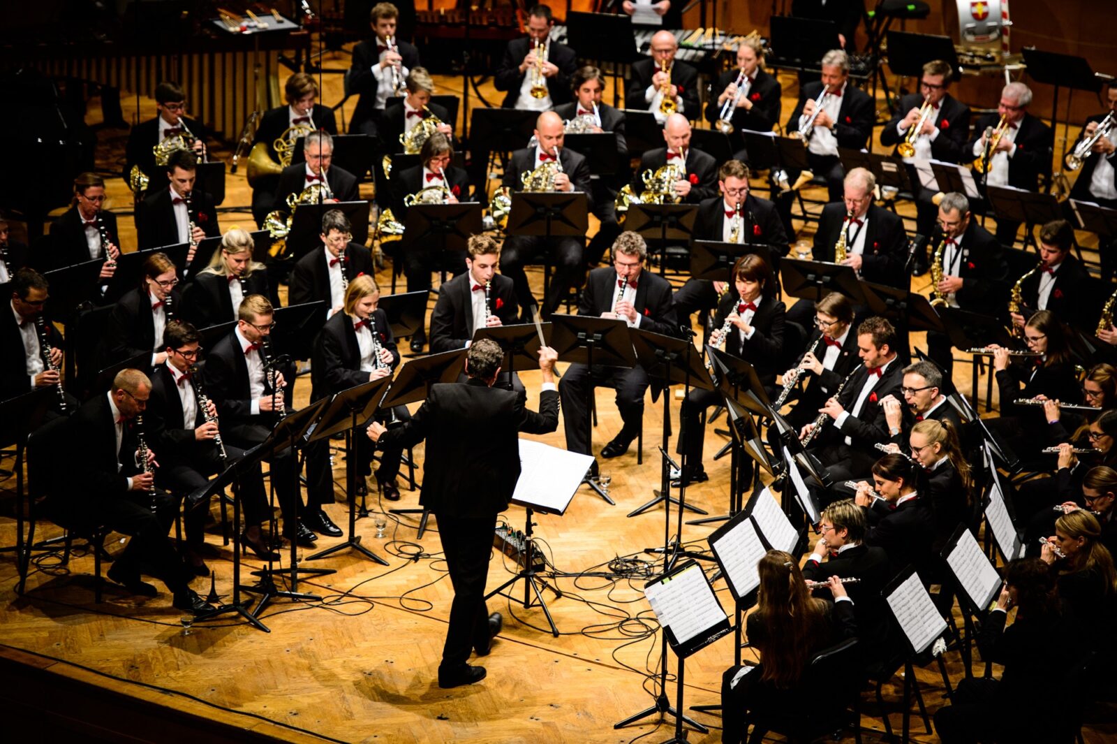 carmen-blasorchester-siebnen-kirchenchor-walchwil-aegerihalle-unteraegeri